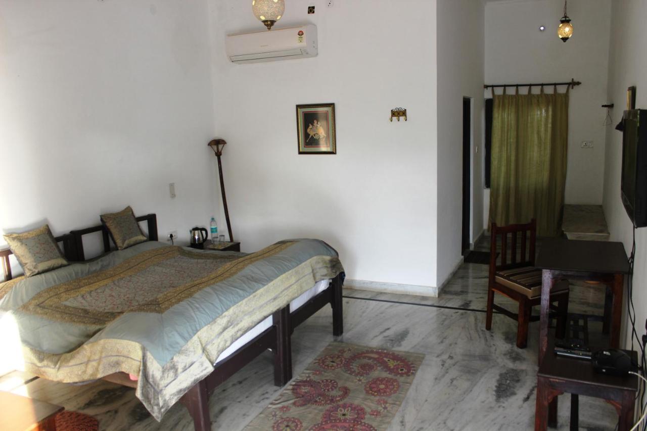 Appartamento Royal Farm Bharatpur Esterno foto